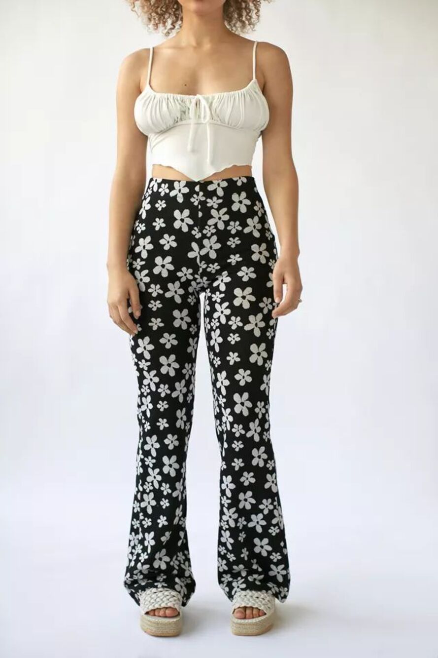 Urban Outfitters Womens Pants Black UO Bryn Pull On Flare Floral Stretch Small